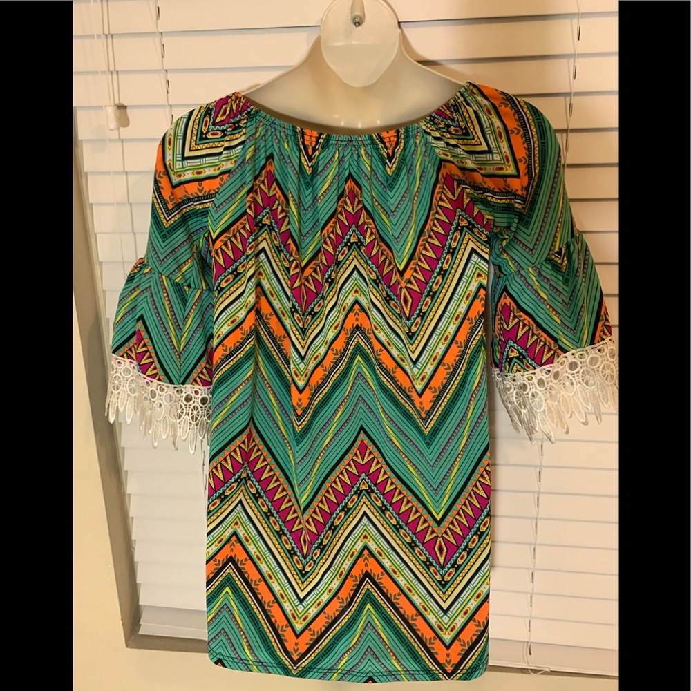 Vintage Win Win blouse L/XL very uniquely